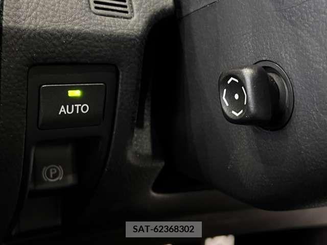 Lexus LS 2013-04 275527-5