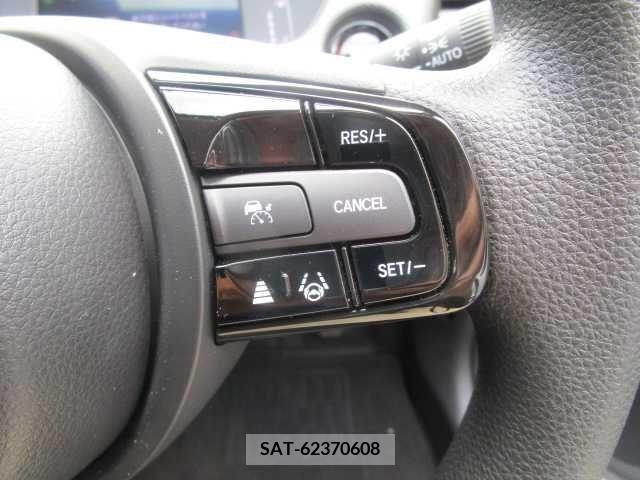 Honda FIT 2023-08 384713-17