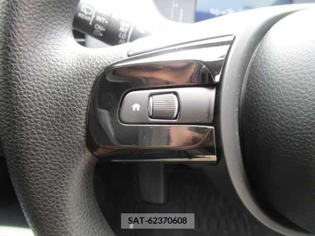 Honda FIT 2023-08 384713-16
