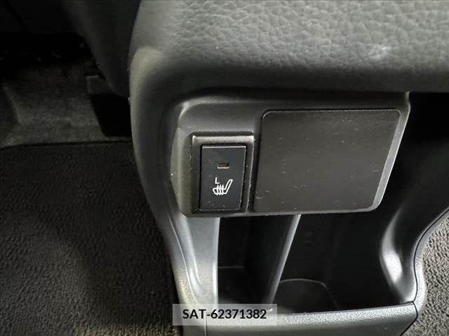 Suzuki HUSTLER 2016-04 312812-24