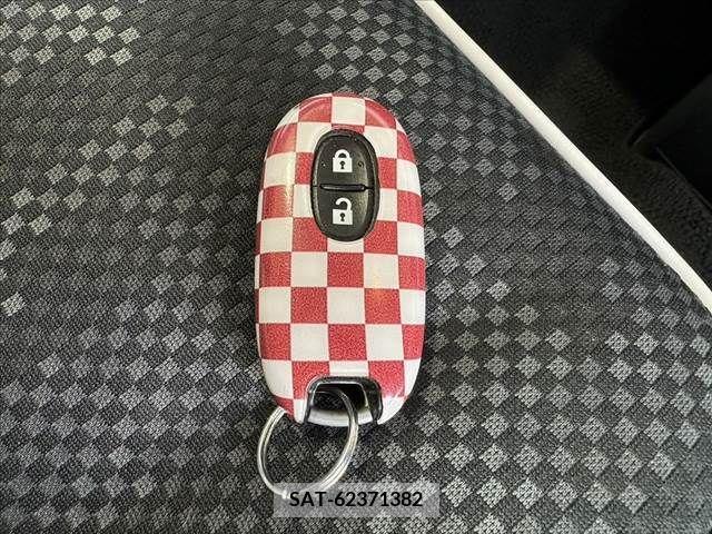 Suzuki HUSTLER 2016-04 312812-3