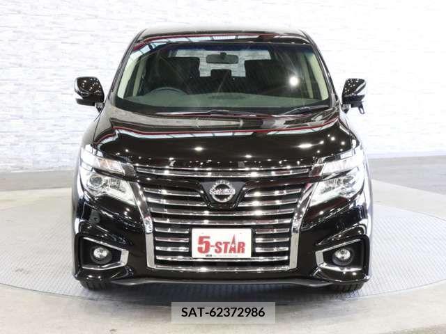 Nissan ELGRAND 2017-04 268689-9