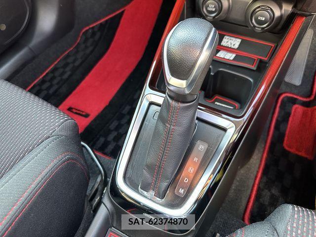 Suzuki SWIFT 2017-09 215326-25