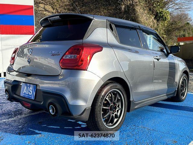 Suzuki SWIFT 2017-09 215326-3