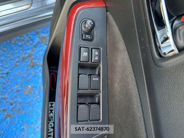 Suzuki SWIFT 2017-09 215326-14