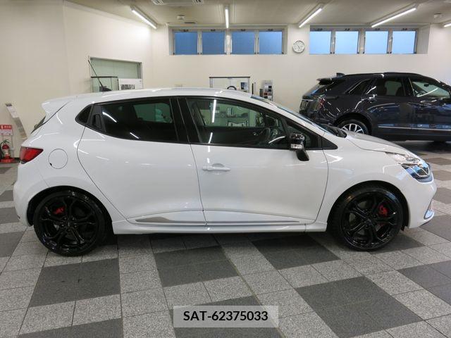 Renault LUTECIA 2014-09 219378-16