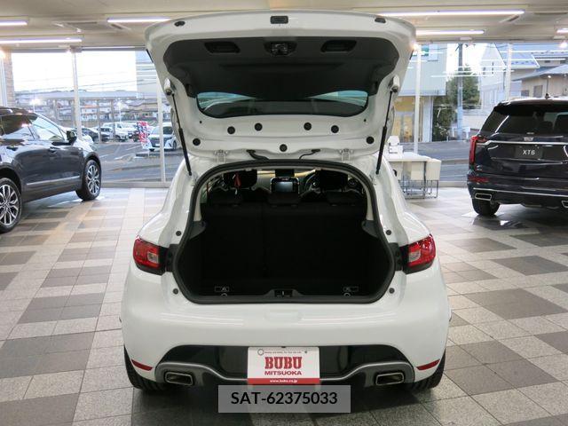 Renault LUTECIA 2014-09 219378-10