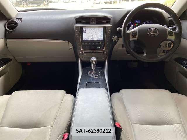 Lexus IS 2012-02 226320-12