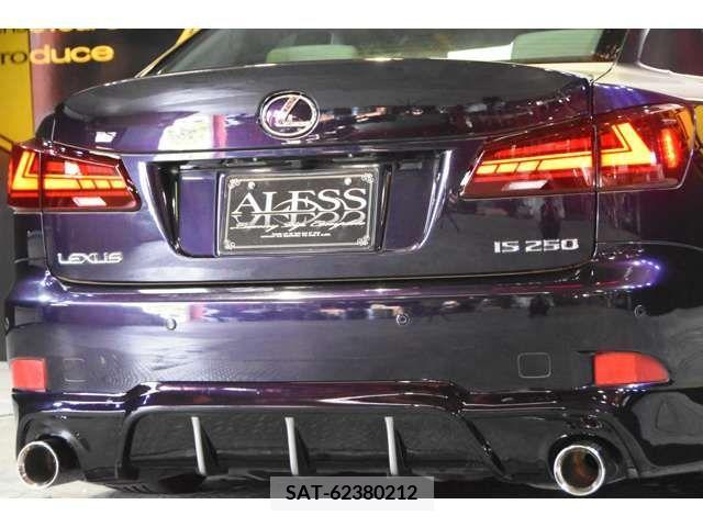 Lexus IS 2012-02 226320-6