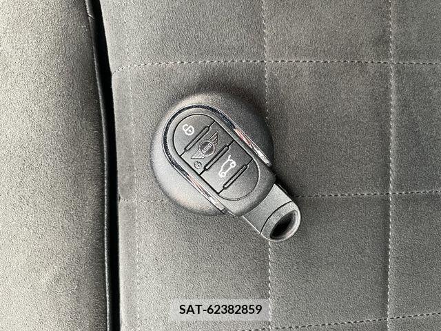 Bmw MINI 2021-06 229566-11