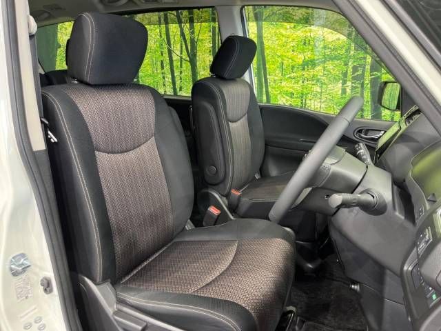 Nissan SERENA 2014-11 5737-8