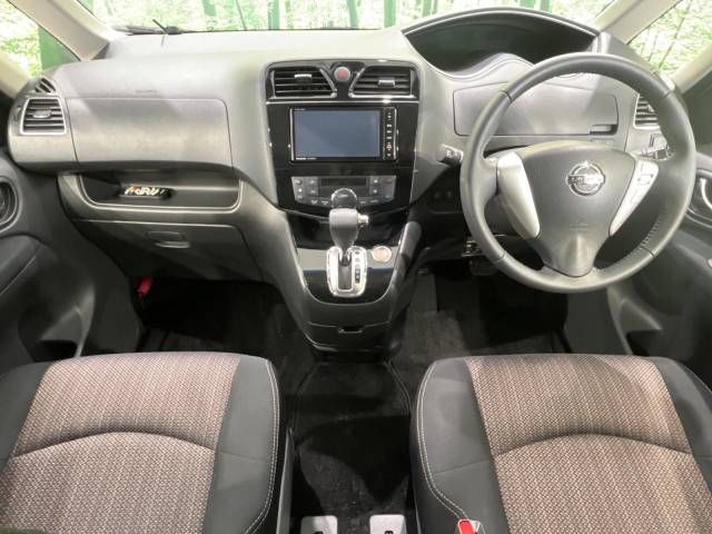 Nissan SERENA 2014-11 5737-1