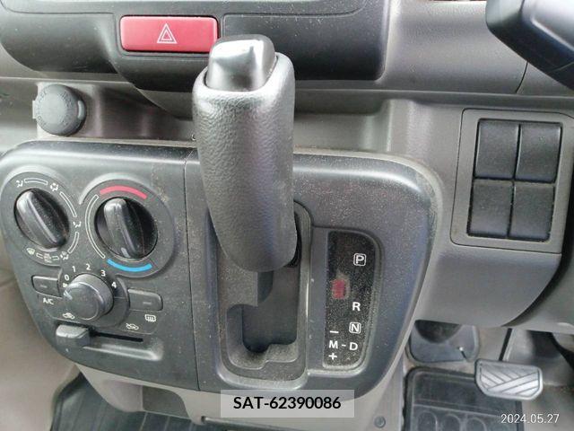 Mazda SCRUM 2019-05 301848-10