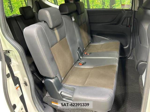 Toyota SIENTA 2018-12 314670-8