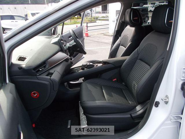 Nissan AURA 2023-08 356685-21
