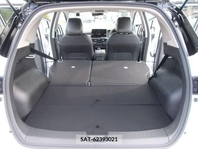 Nissan AURA 2023-08 356685-25