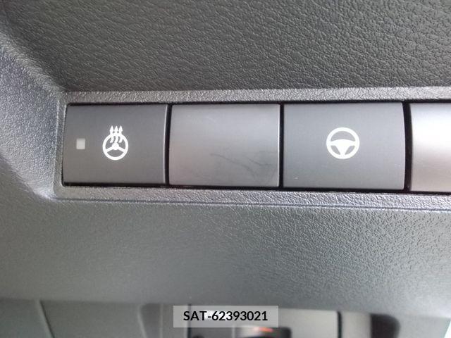 Nissan AURA 2023-08 356685-16
