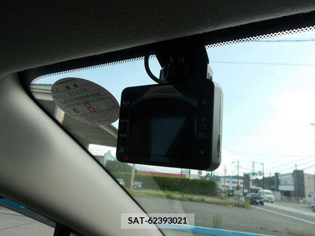 Nissan AURA 2023-08 356685-19