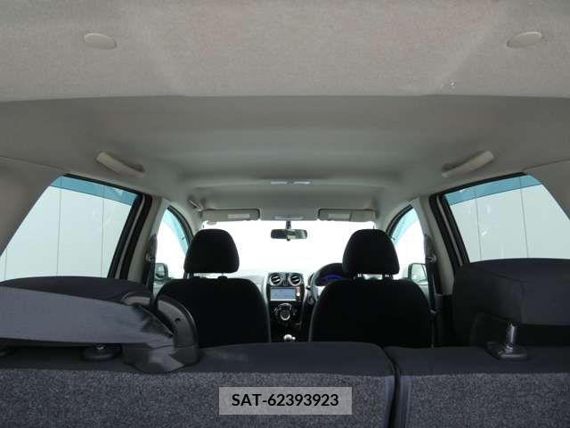 Nissan NOTE 2013-09 327079-8
