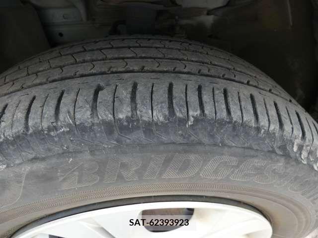 Nissan NOTE 2013-09 327079-18
