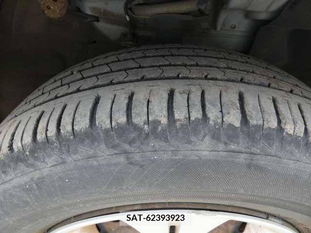 Nissan NOTE 2013-09 327079-16