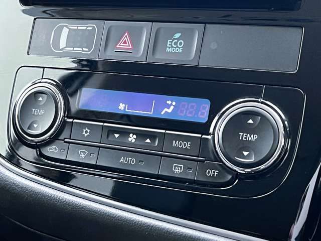 Mitsubishi OUTLANDER PHEV 2017-12 15668-10
