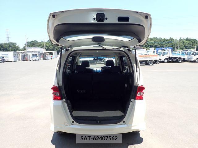 Honda FREED 2010-03 385598-22