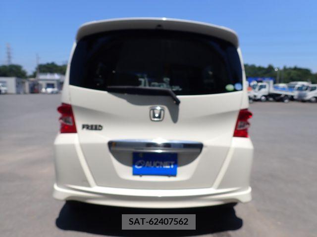 Honda FREED 2010-03 385598-5