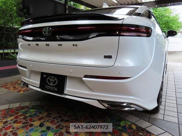 Toyota CROWN 2023-09 333497-1