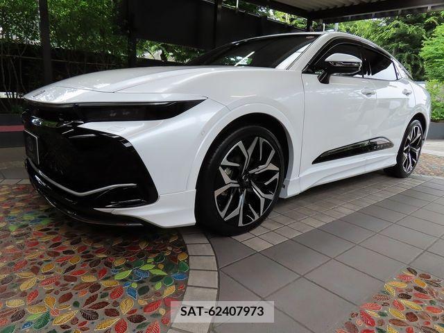 Toyota CROWN 2023-09 333497-10