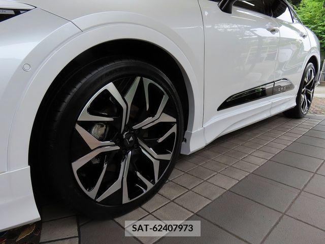 Toyota CROWN 2023-09 333497-11