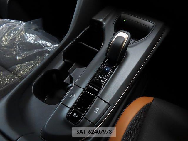 Toyota CROWN 2023-09 333497-25