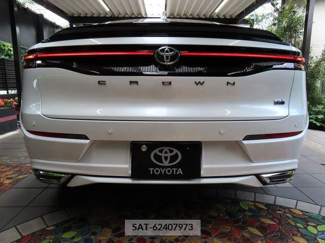 Toyota CROWN 2023-09 333497-4