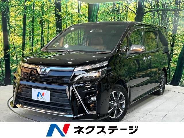 Toyota VOXY 2018-05 9976-0