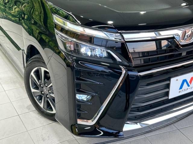 Toyota VOXY 2018-05 9976-12