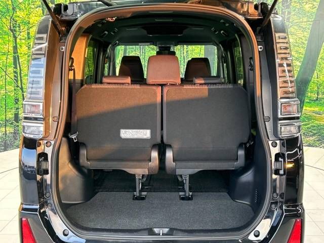 Toyota VOXY 2018-05 9976-11