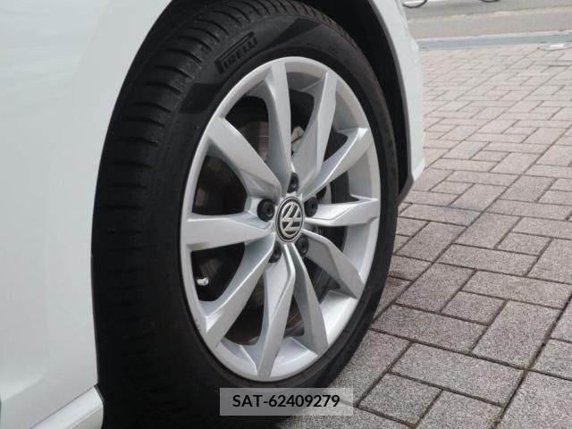 VolksWagen GOLF 2019-01 289497-9
