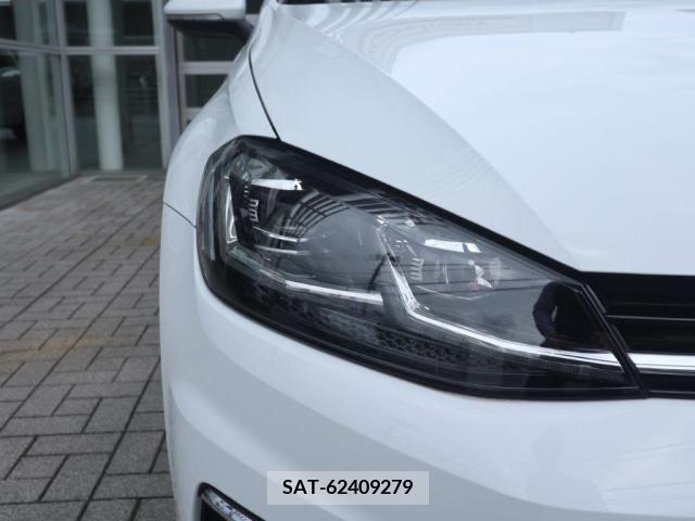 VolksWagen GOLF 2019-01 289497-8