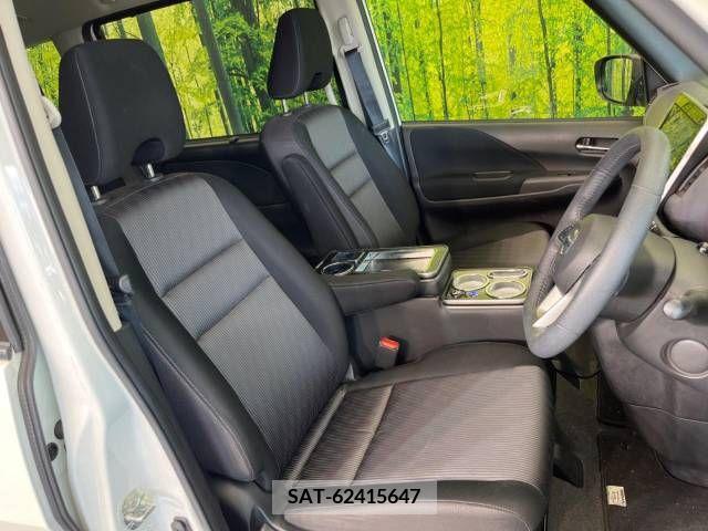 Nissan SERENA 2021-11 343824-8