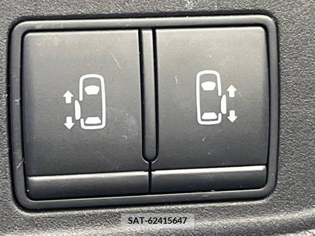 Nissan SERENA 2021-11 343824-5