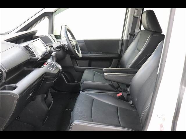 Honda e 2015-01 28849-10