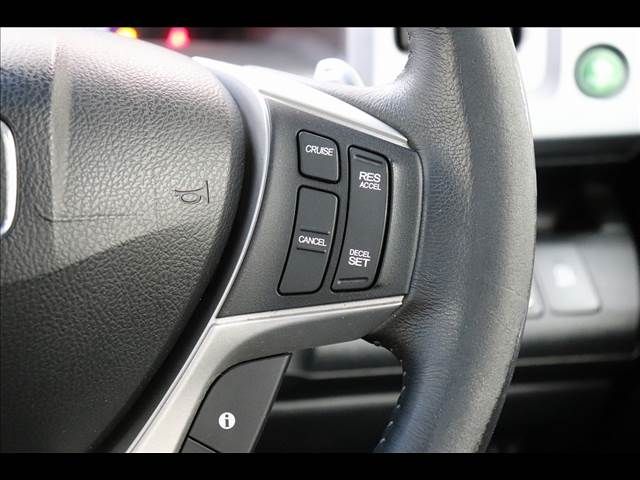 Honda e 2015-01 28849-7