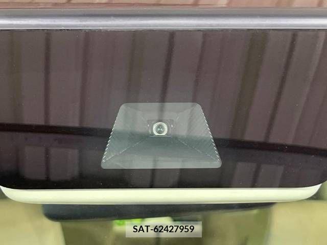 Honda N BOX 2018-08 219718-2
