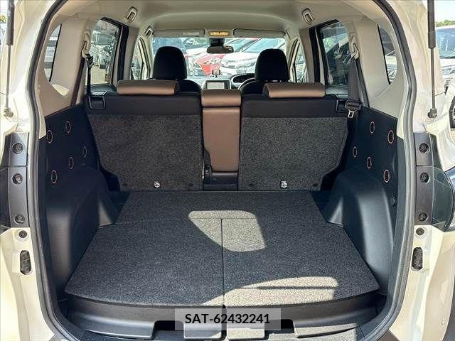 Toyota SIENTA 2019-10 385167-18