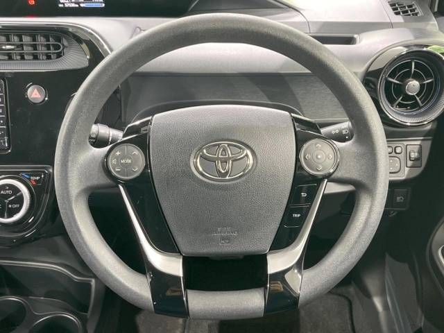 Toyota AQUA 2018-10 186750-11