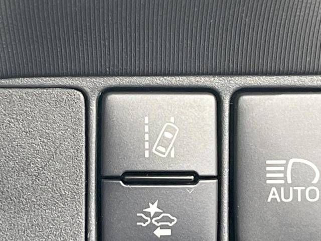 Toyota AQUA 2018-10 186750-7
