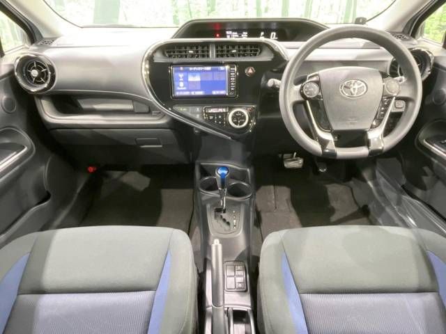 Toyota AQUA 2018-10 186750-1