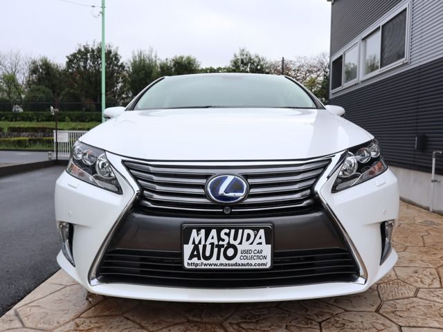 Lexus HS 2014-05 187406-1
