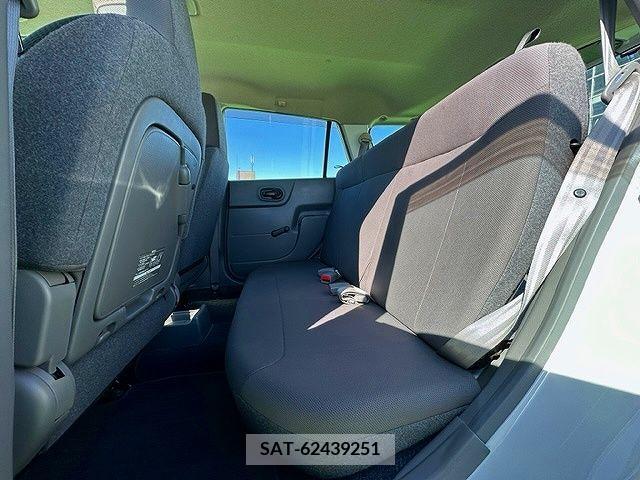 Nissan AD VAN 2015-08 325166-9