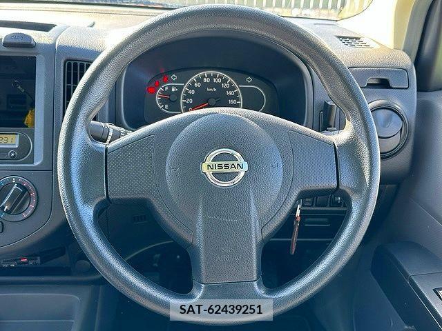 Nissan AD VAN 2015-08 325166-1